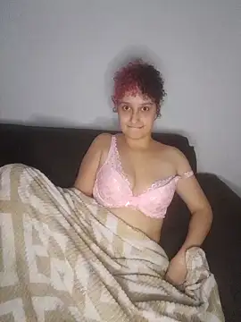 Snapshot of Lilly_Lustt chatting on 10.07.25 Lilly Lustt online show from 10.07.25