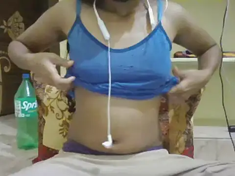 Snapshot of cutee_telugu chatting on 02.25.25 cutee telugu online show from 02.25.25