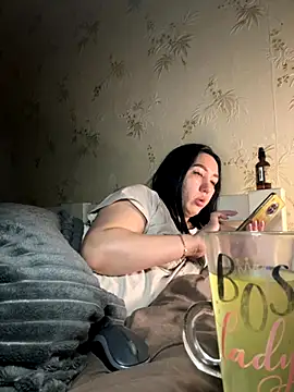 Snapshot of Naughtbaby_2025 chatting on 10.08.25 Naughtbaby 2025 online show from 10.08.25