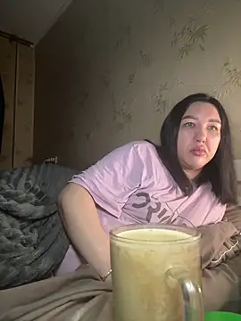 Snapshot of Naughtbaby_2025 chatting on 10.23.25 Naughtbaby 2025 online show from 10.23.25