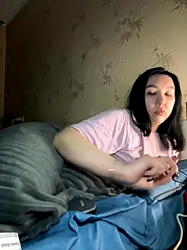 Naughtbaby 2025 online show from 12.02.25