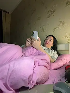 Naughtbaby 2025 online show from 04.16.26