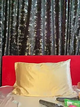 Siena Amaris online show from 04.21.26