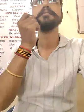 Snapshot of yourindianfellow chatting on 05.01.26 yourindianfellow online show from 05.01.26