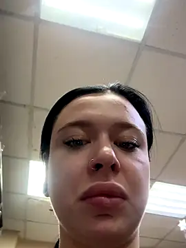 Snapshot of AlishaPrettyBlade chatting on 09.28.25 AlishaPrettyBlade online show from 09.28.25