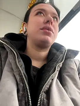 AlishaPrettyBlade online show from 12.22.25