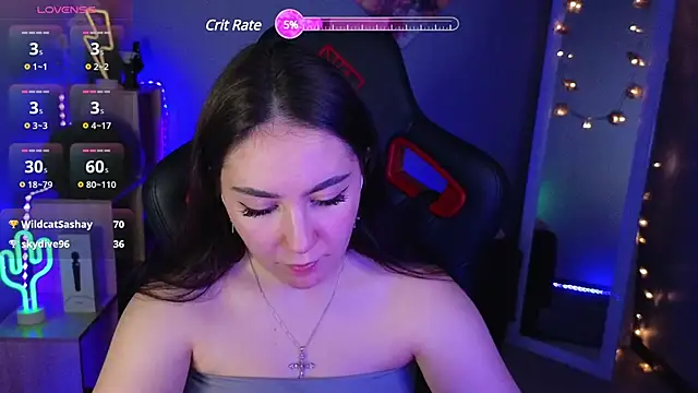 Snapshot of AshleySkott_ chatting on 03.10.25 AshleySkott online show from 03.10.25