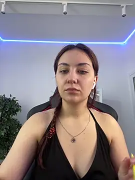 Snapshot of AshleySkott_ chatting on 09.21.25 AshleySkott online show from 09.21.25