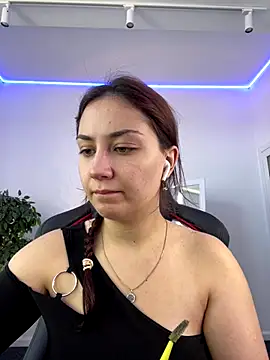 Snapshot of AshleySkott_ chatting on 09.23.25 AshleySkott online show from 09.23.25