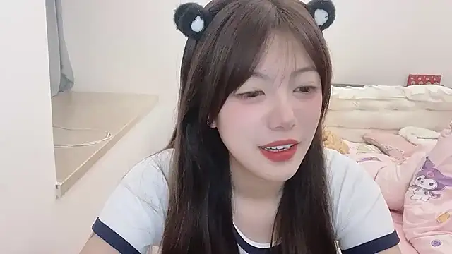 Snapshot of JayM584520 chatting on 03.10.25 JayM584520 online show from 03.10.25