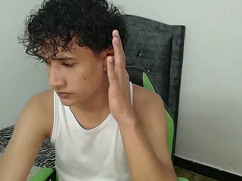 Boy coll online show from 03.09.26