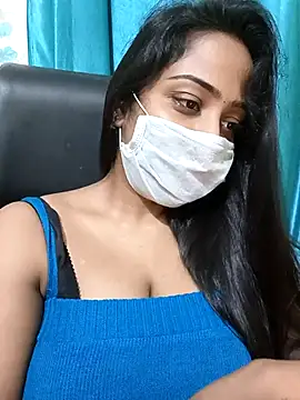 COZY ROZI online show from 10.01.25