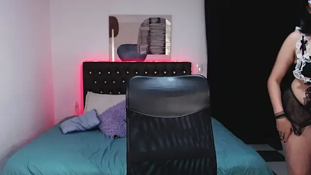 amy royale online show from 03.14.25