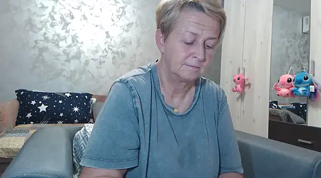 RosesandLillies online show from 03.16.25