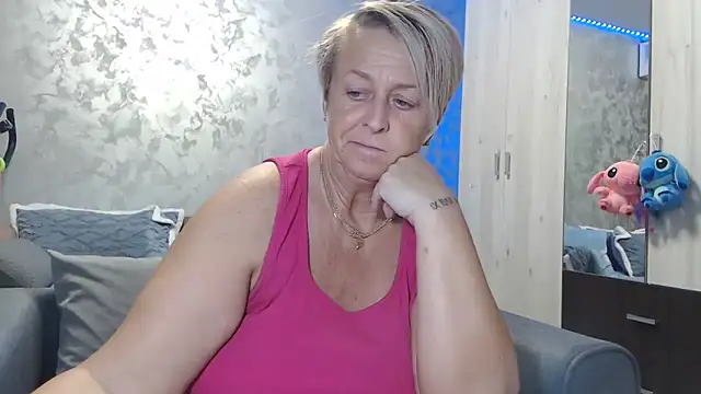 RosesandLillies online show from 11.25.25