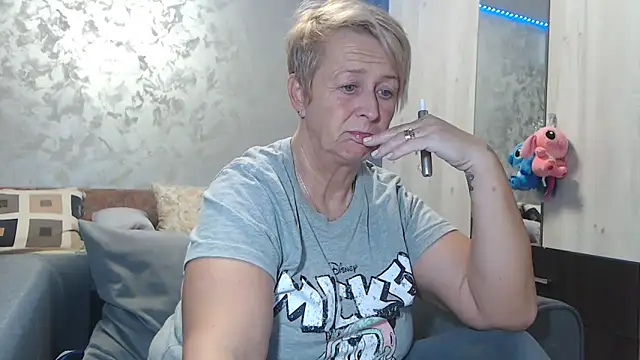 RosesandLillies online show from 02.16.26