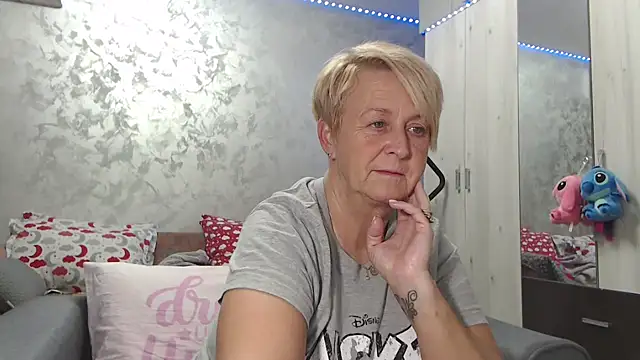 RosesandLillies online show from 04.11.26