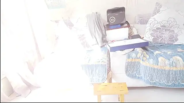 hebe-02 online show from 10.28.25