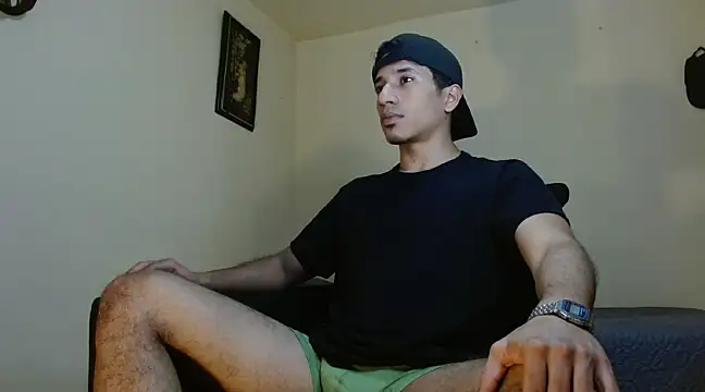 Snapshot of AngelHil chatting on 02.28.25 AngelHil online show from 02.28.25