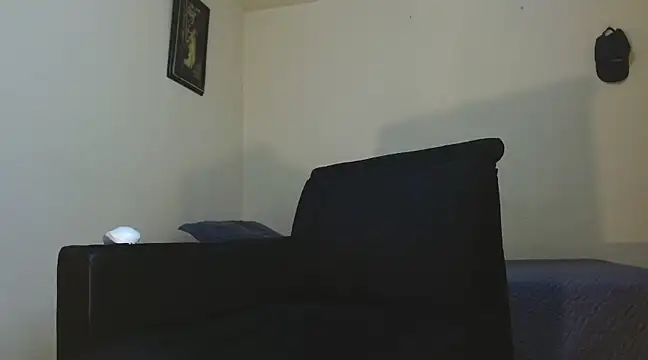 Snapshot of AngelHil chatting on 02.28.25 AngelHil online show from 02.28.25