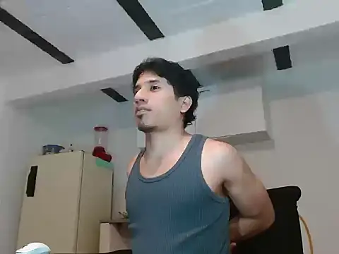 Snapshot of AngelHil chatting on 09.20.25 AngelHil online show from 09.20.25