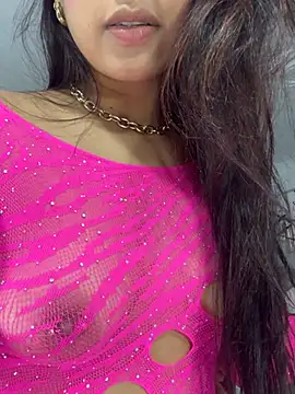 Snapshot of Alice_surprise chatting on 02.25.25 Alice surprise online show from 02.25.25