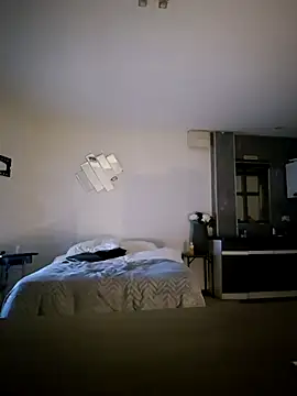 Snapshot of Mrnutella chatting on 02.27.25 Mrnutella online show from 02.27.25