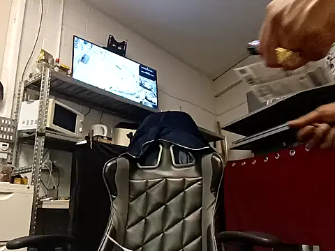 Snapshot of Mrnutella chatting on 09.19.25 Mrnutella online show from 09.19.25