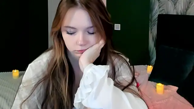 Snapshot of boozekirs_ chatting on 03.12.25 boozekirs online show from 03.12.25