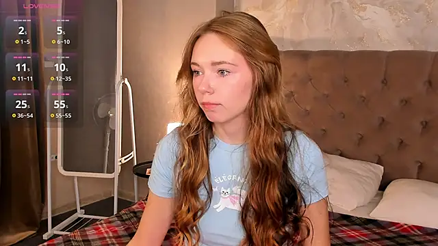 Snapshot of boozekirs_ chatting on 10.19.25 boozekirs online show from 10.19.25