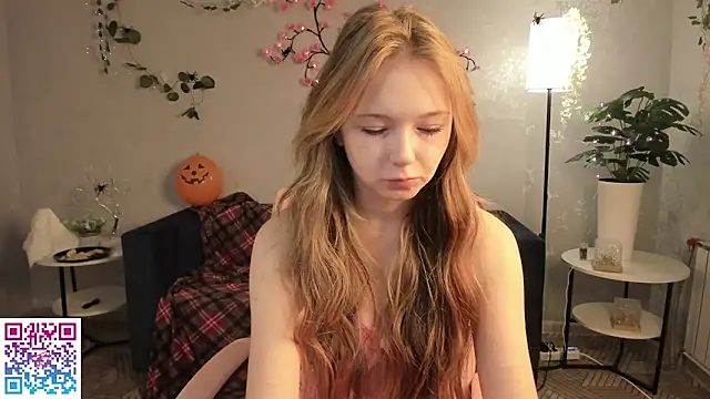 Snapshot of boozekirs_ chatting on 10.23.25 boozekirs online show from 10.23.25