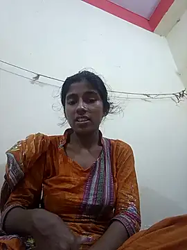 Snapshot of SEXY-boudi43 chatting on 10.10.25 SEXY-boudi43 online show from 10.10.25