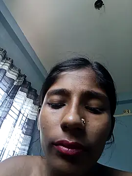 Snapshot of SEXY-boudi43 chatting on 10.24.25 SEXY-boudi43 online show from 10.24.25