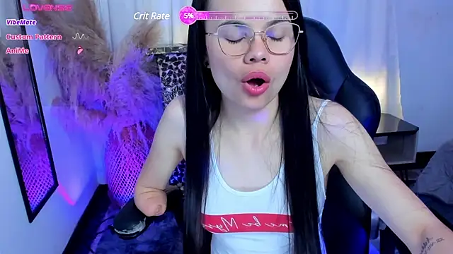 Snapshot of Kath_latorre chatting on 03.19.25 Kath latorre online show from 03.19.25