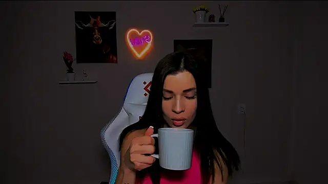 KetiWils online show from 03.01.25