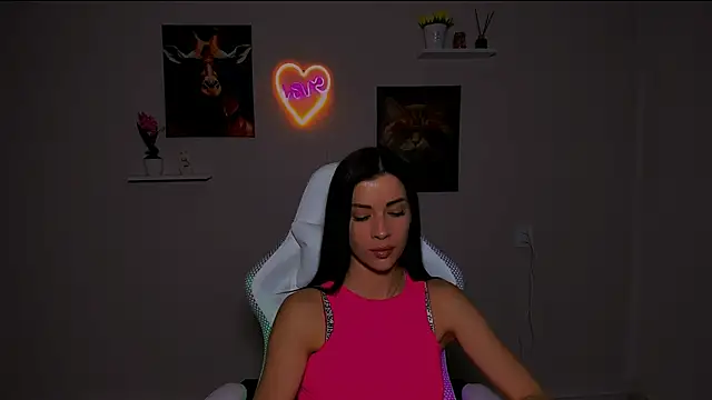 KetiWils online show from 03.01.25