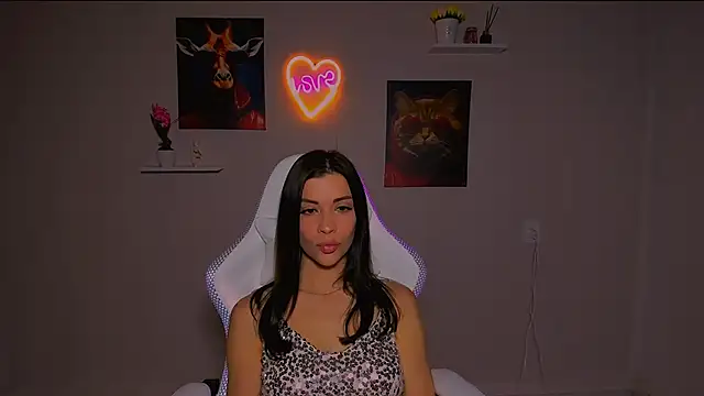 KetiWils online show from 03.10.25