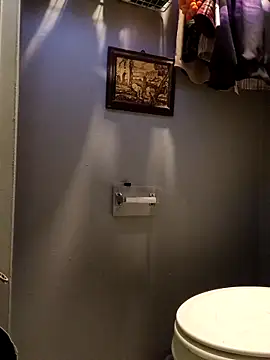 Snapshot of bimexpoexist chatting on 10.09.25 bimexpoexist online show from 10.09.25