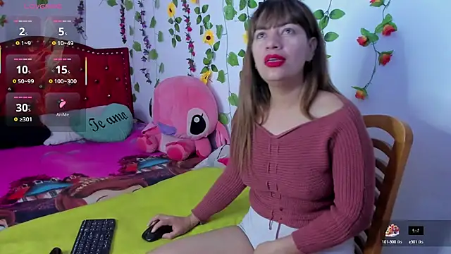 Snapshot of Rihana_Milan chatting on 10.04.25 Rihana Milan online show from 10.04.25