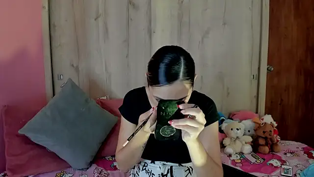 TANIA 06 online show from 06.21.26
