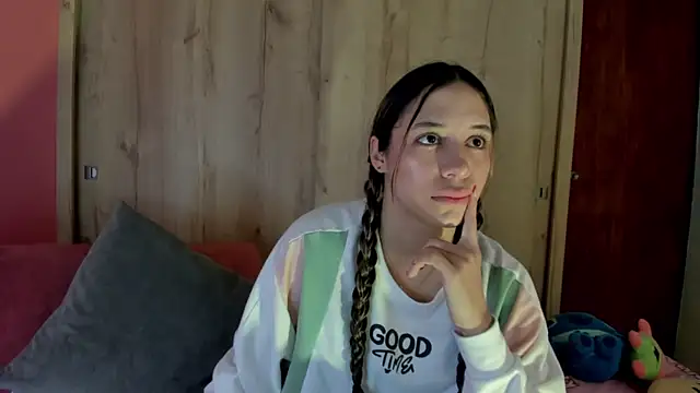 TANIA 06 online show from 06.24.26
