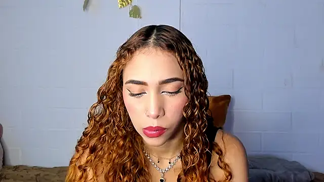 LiaHansson online show from 11.10.25