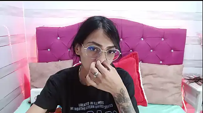 Karla SlutSkinny online show from 02.25.25