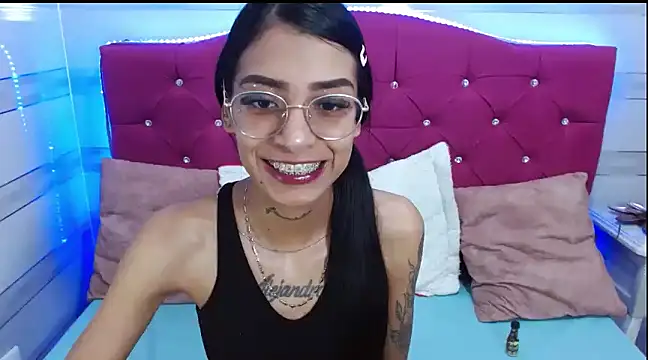 Karla SlutSkinny online show from 02.28.25