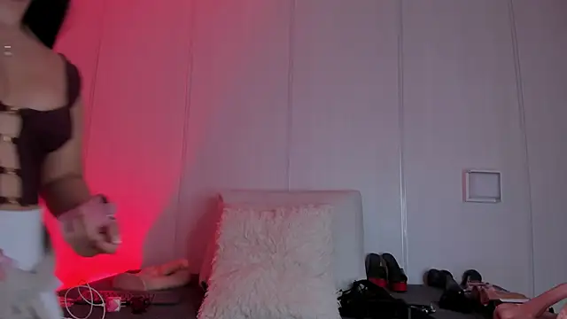 sasha riverss online show from 02.17.26