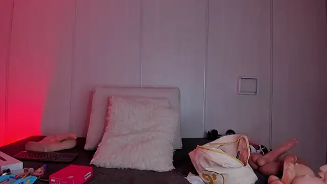 sasha riverss online show from 02.18.26