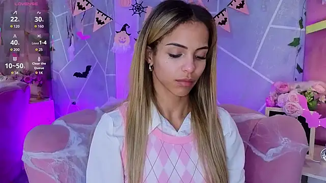 EmmyCortez online show from 10.30.25