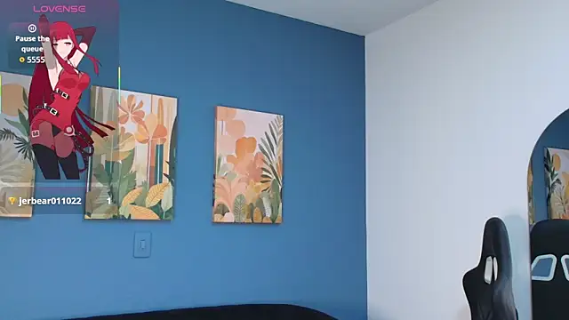 Snapshot of Zamira_Taylor chatting on 10.30.25 Zamira Taylor online show from 10.30.25