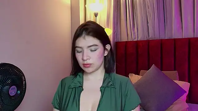 Zamira Taylor online show from 03.18.26