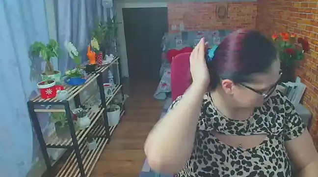 Snapshot of like2knowyou chatting on 03.01.25 like2knowyou online show from 03.01.25